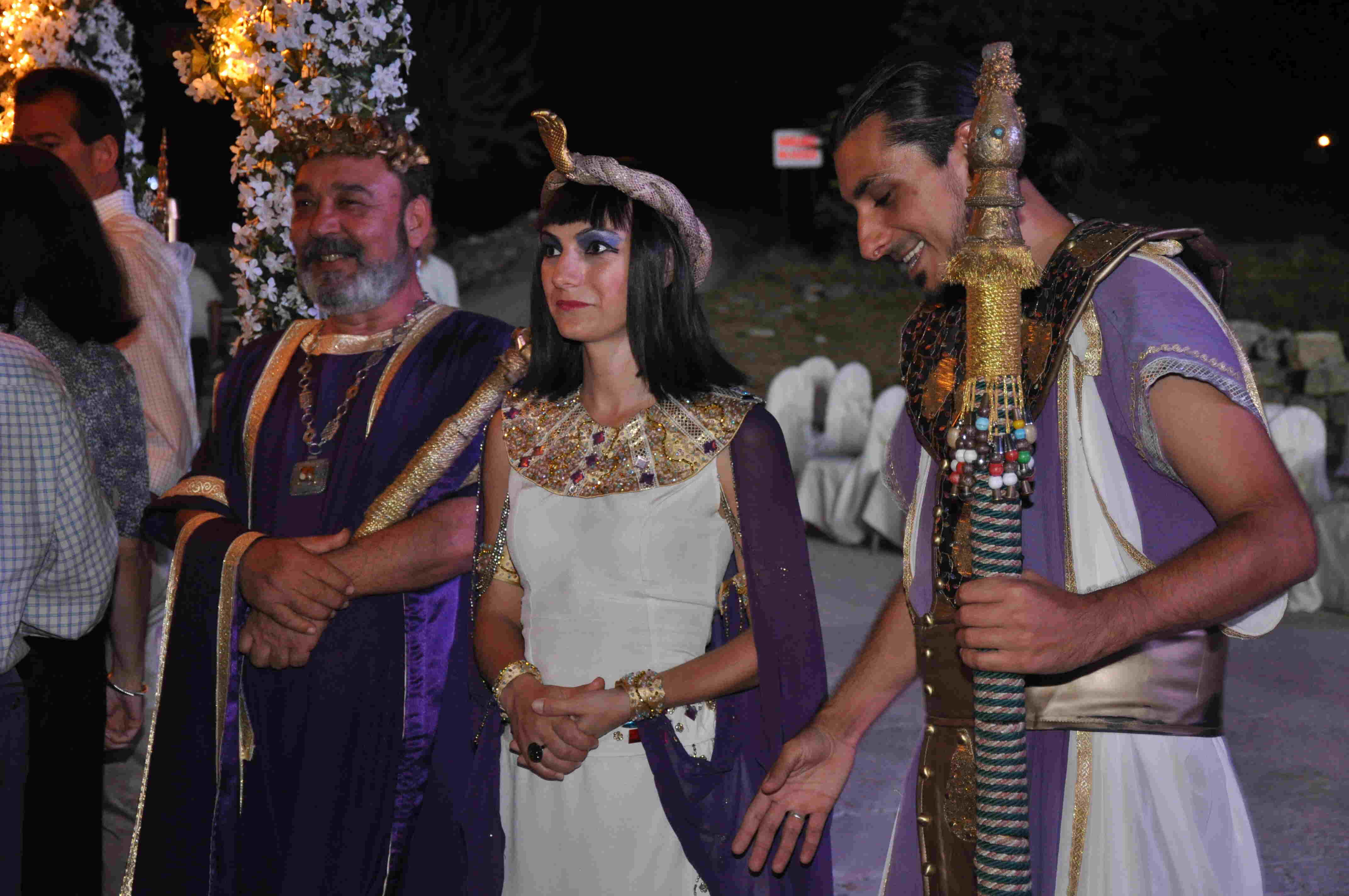 Cultural themed evening during a luxury hotel program